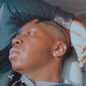 Meet your Posher, Mikael